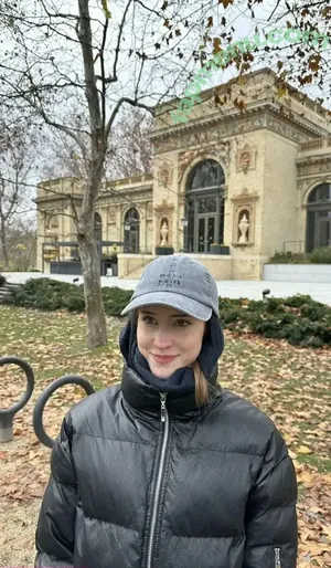 mira.004 / model_mira nude photo #4136