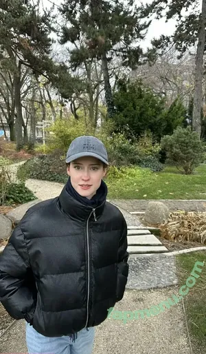 mira.004 / model_mira nude photo #4144