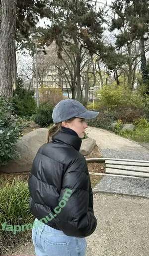 mira.004 / model_mira nude photo #4153