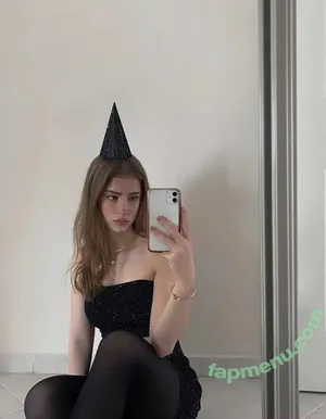 mira.004 / model_mira nude photo #4237