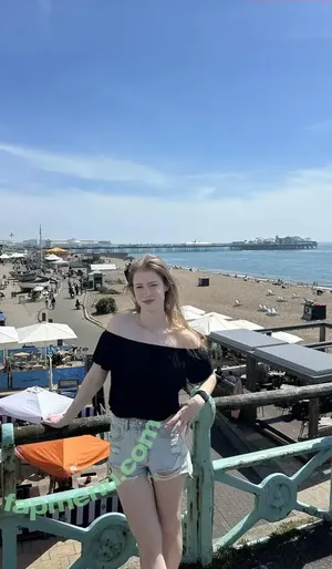 mira.004 / model_mira nude photo #4239