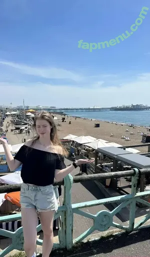 mira.004 / model_mira nude photo #4248