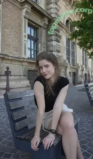 mira.004 / model_mira nude photo #4271