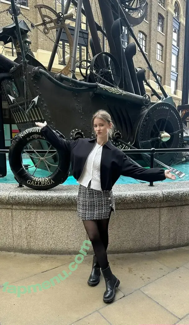 mira.004 nude photo #4107 (model_mira)