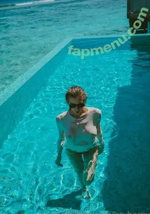 Mira / callipygianvip / heyhorny / mira.004 nude photo #0082