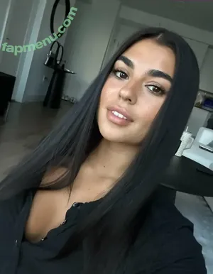 Mira Habibti / iammirahabibti / mirahabibti nude photo #0024