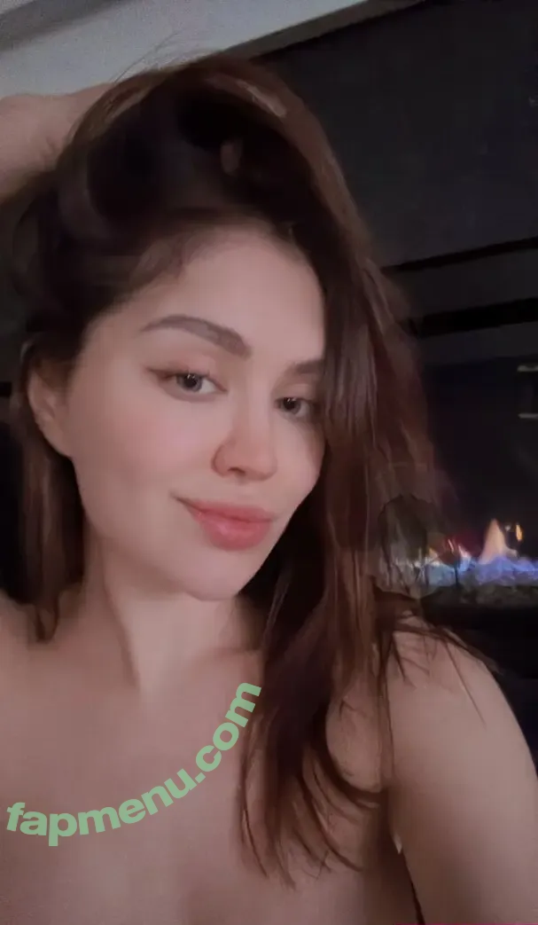 mira_nowhere nude photo #0142 (Mira_twitch)