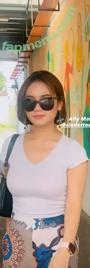 Mira Syafira / SerigalaCantik / mirasyafira_ / notyourmak__ nude photo #0021