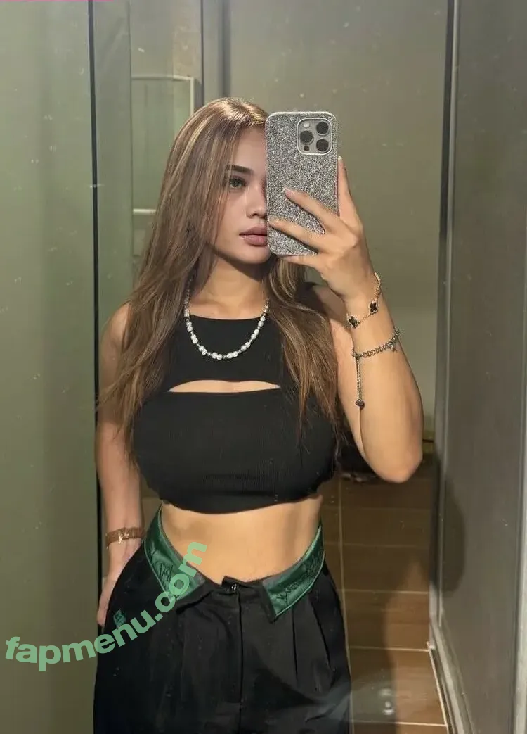Mira Syafira nude photo #0011 (SerigalaCantik / mirasyafira_ / notyourmak__)