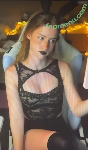 Mira Szalma / itsmira004 / mira.004 / mira.szalma nude photo #1003