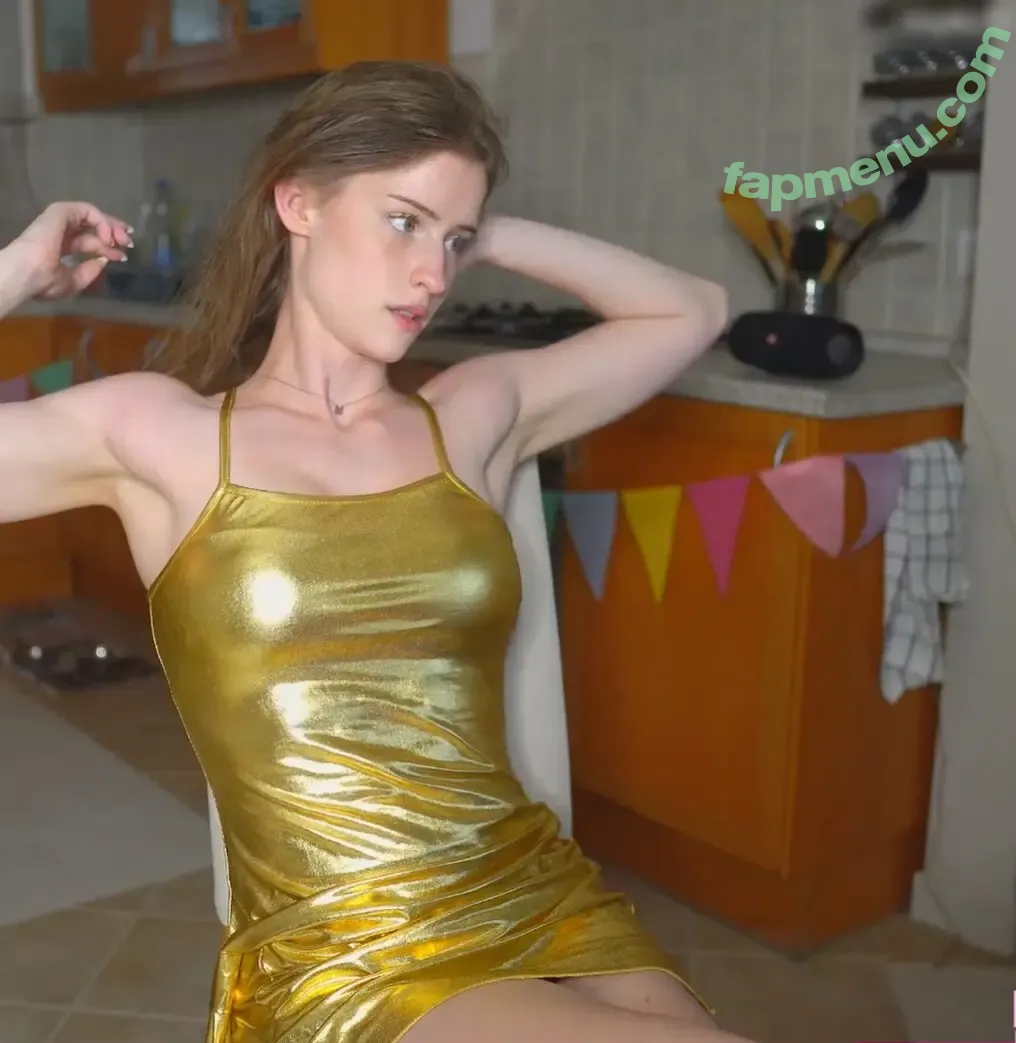 Mira Szalma nude photo #1091 (itsmira004 / mira.004 / mira.szalma)