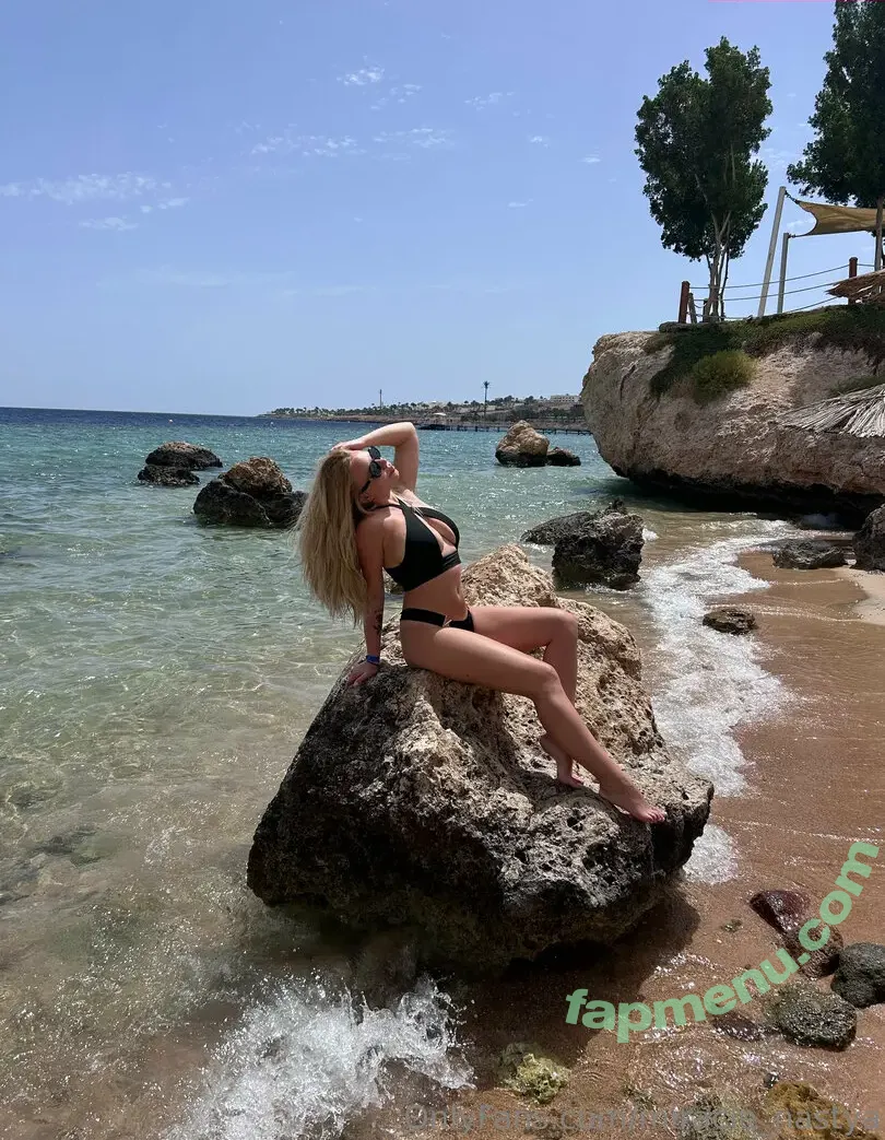 miracle_nastya nude photo #0035 (miracle.nastya)