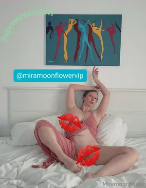 miramoonflower / mira.moonflower nude photo #0034