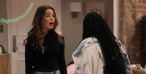 Miranda Cosgrove / MirandaCosgrove / onlyfanssz nude photo #0031