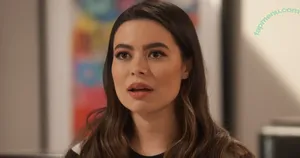 Miranda Cosgrove / MirandaCosgrove / onlyfanssz nude photo #0047