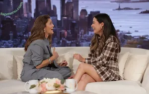 Miranda Cosgrove / MirandaCosgrove / onlyfanssz nude photo #0732