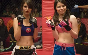Miranda Cosgrove / MirandaCosgrove / onlyfanssz nude photo #0783