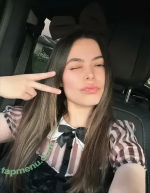 Miranda Cosgrove / MirandaCosgrove / onlyfanssz nude photo #0793