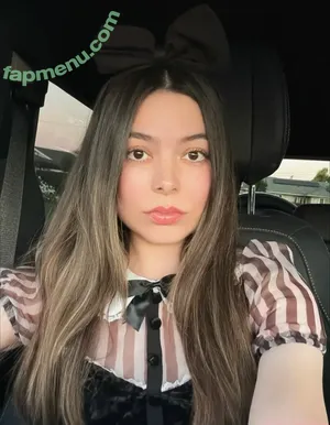 Miranda Cosgrove / MirandaCosgrove / onlyfanssz nude photo #0794
