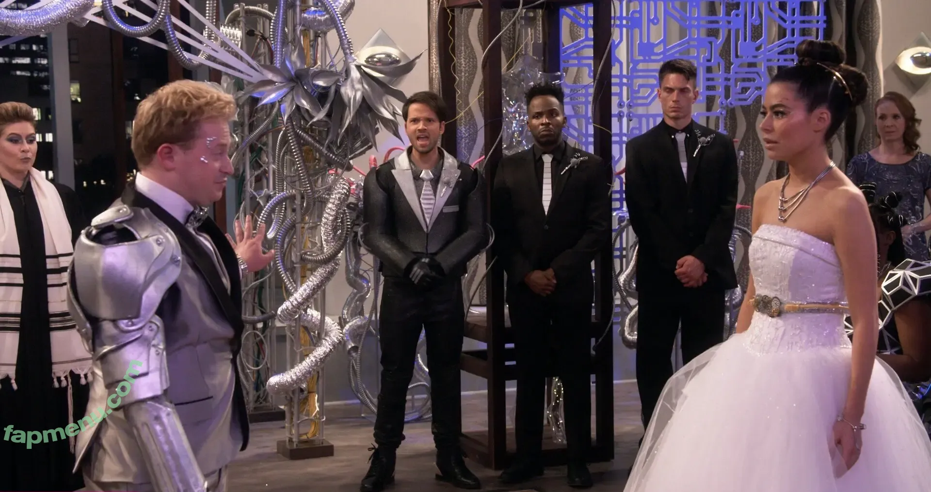 Miranda Cosgrove nude photo #0036 (MirandaCosgrove / onlyfanssz)