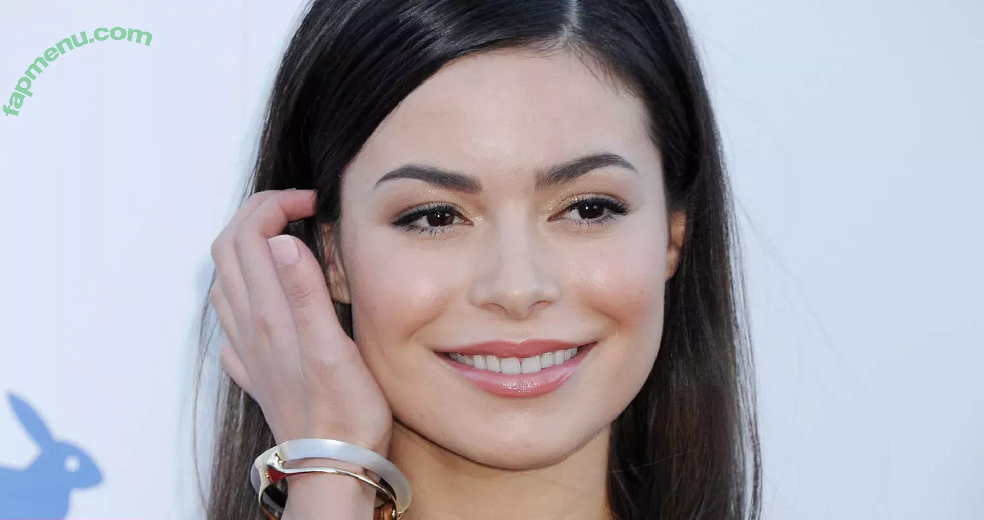 Miranda Cosgrove nude photo #0071 (MirandaCosgrove / onlyfanssz)