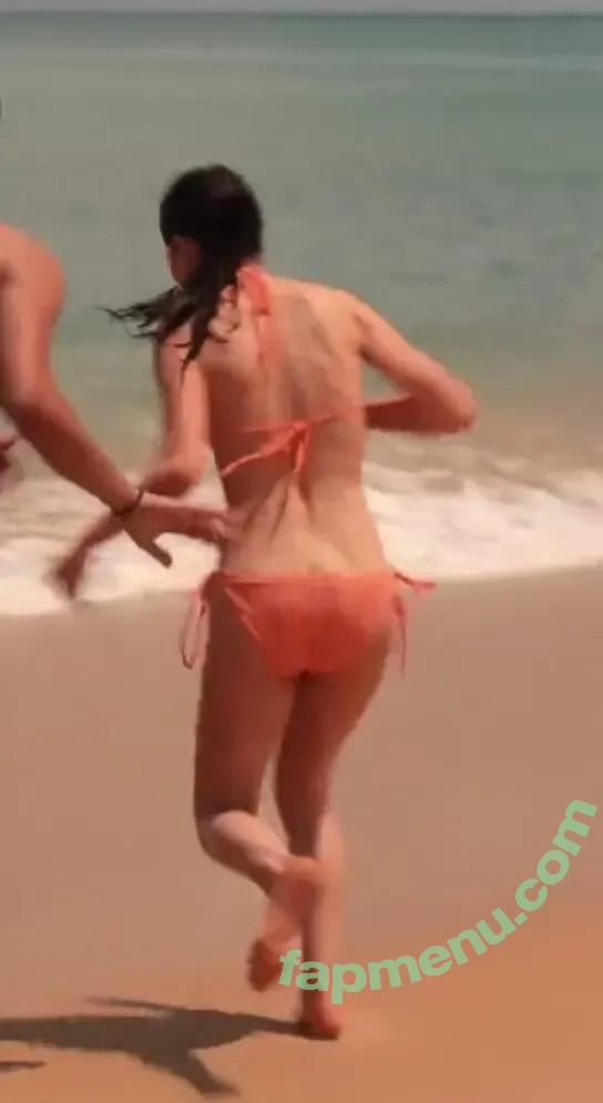 Miranda Cosgrove nude photo #0397 (MirandaCosgrove / onlyfanssz)