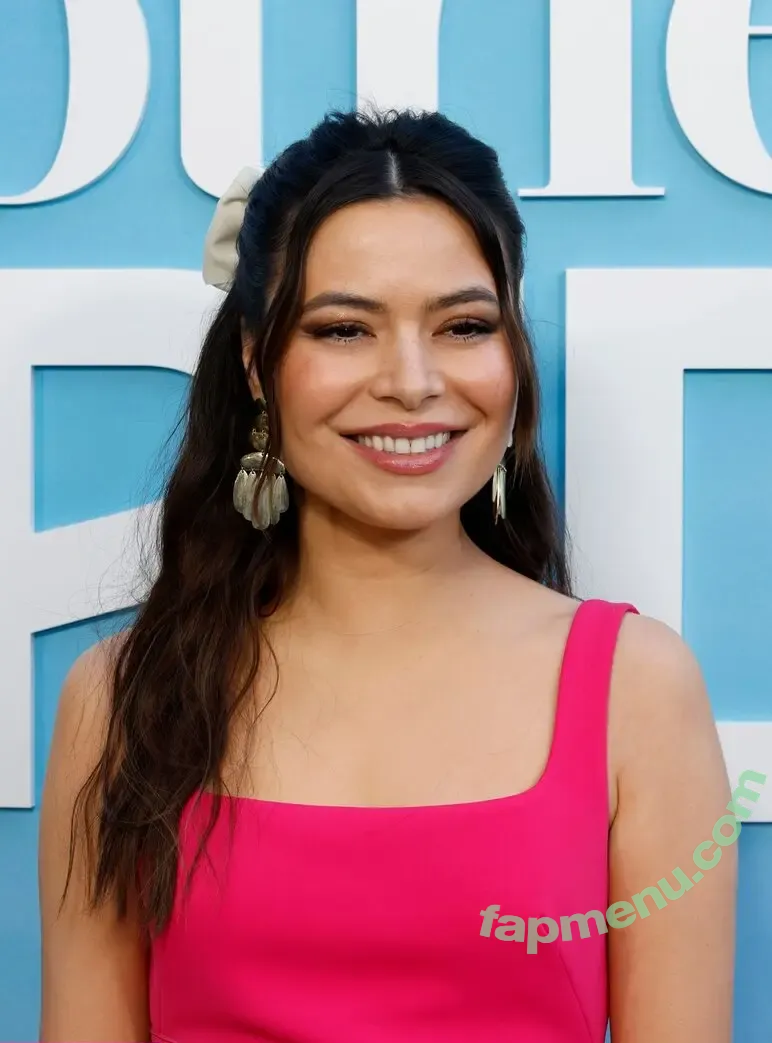 Miranda Cosgrove nude photo #0410 (MirandaCosgrove / onlyfanssz)