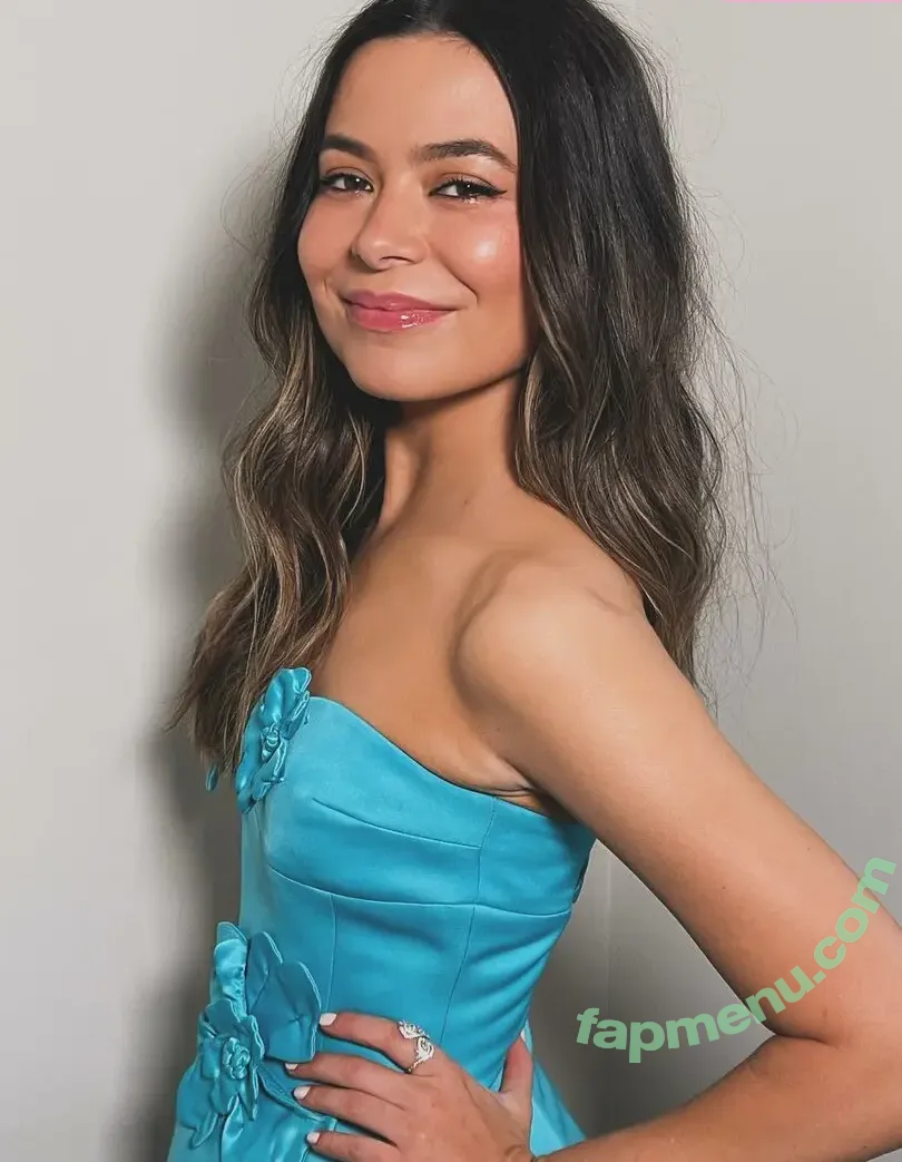 Miranda Cosgrove nude photo #0737 (MirandaCosgrove / onlyfanssz)
