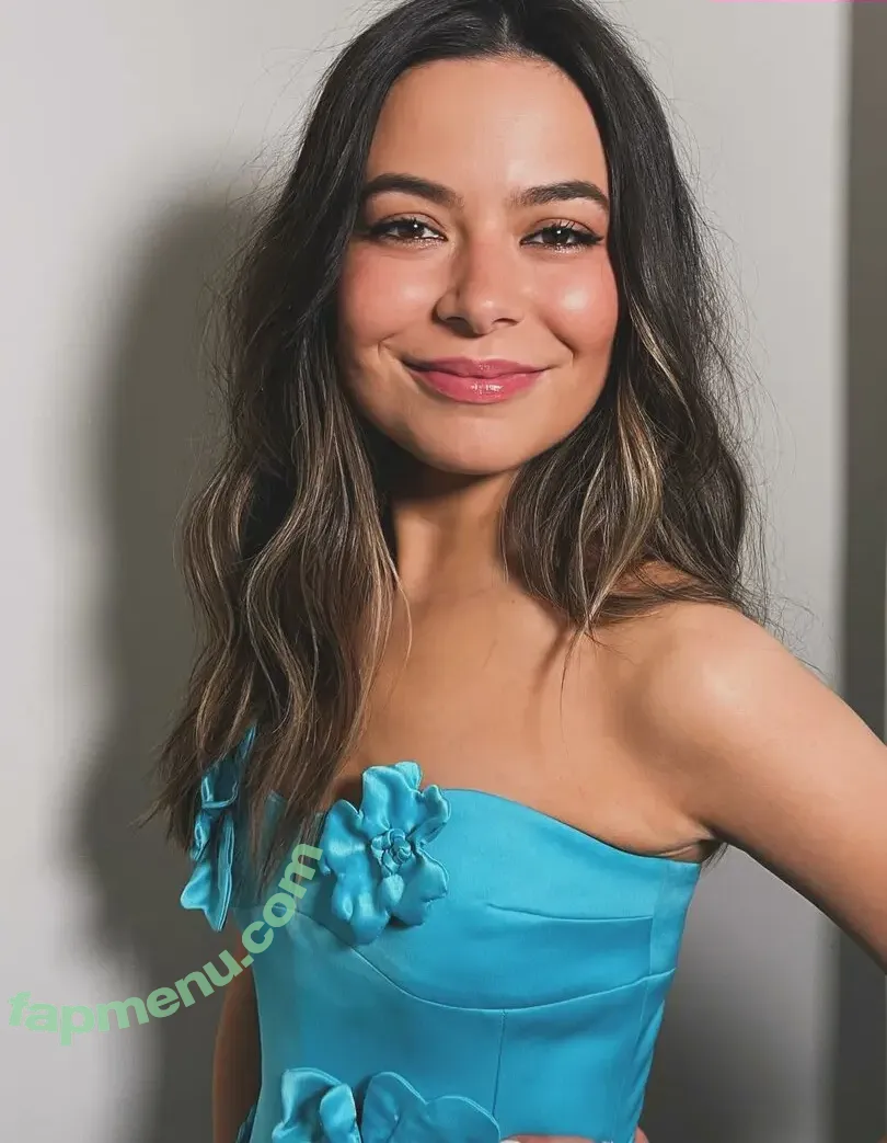 Miranda Cosgrove nude photo #0738 (MirandaCosgrove / onlyfanssz)