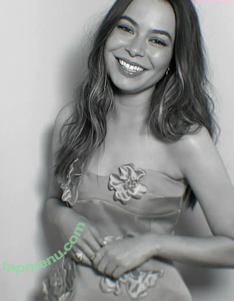 Miranda Cosgrove nude photo #0740 (MirandaCosgrove / onlyfanssz)