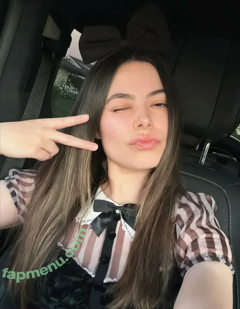 Miranda Cosgrove nude photo #0793 (MirandaCosgrove / onlyfanssz)