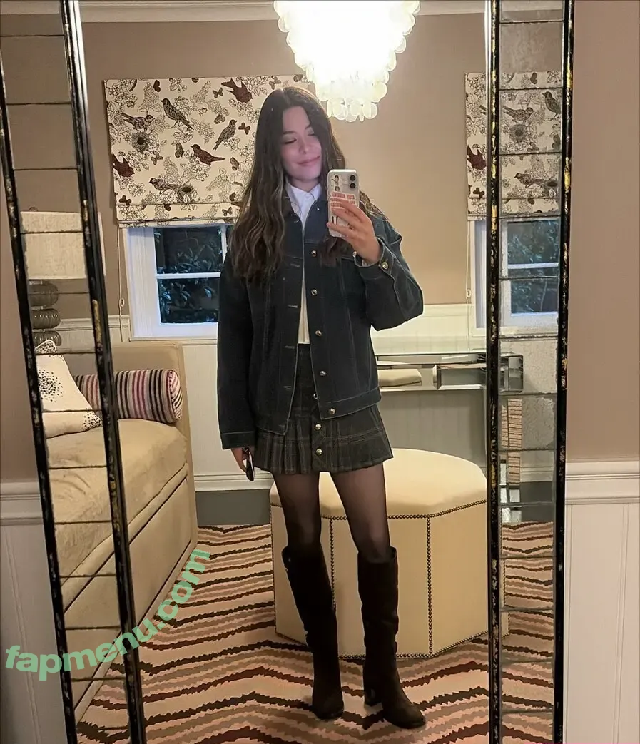 Miranda Cosgrove nude photo #0796 (MirandaCosgrove / onlyfanssz)