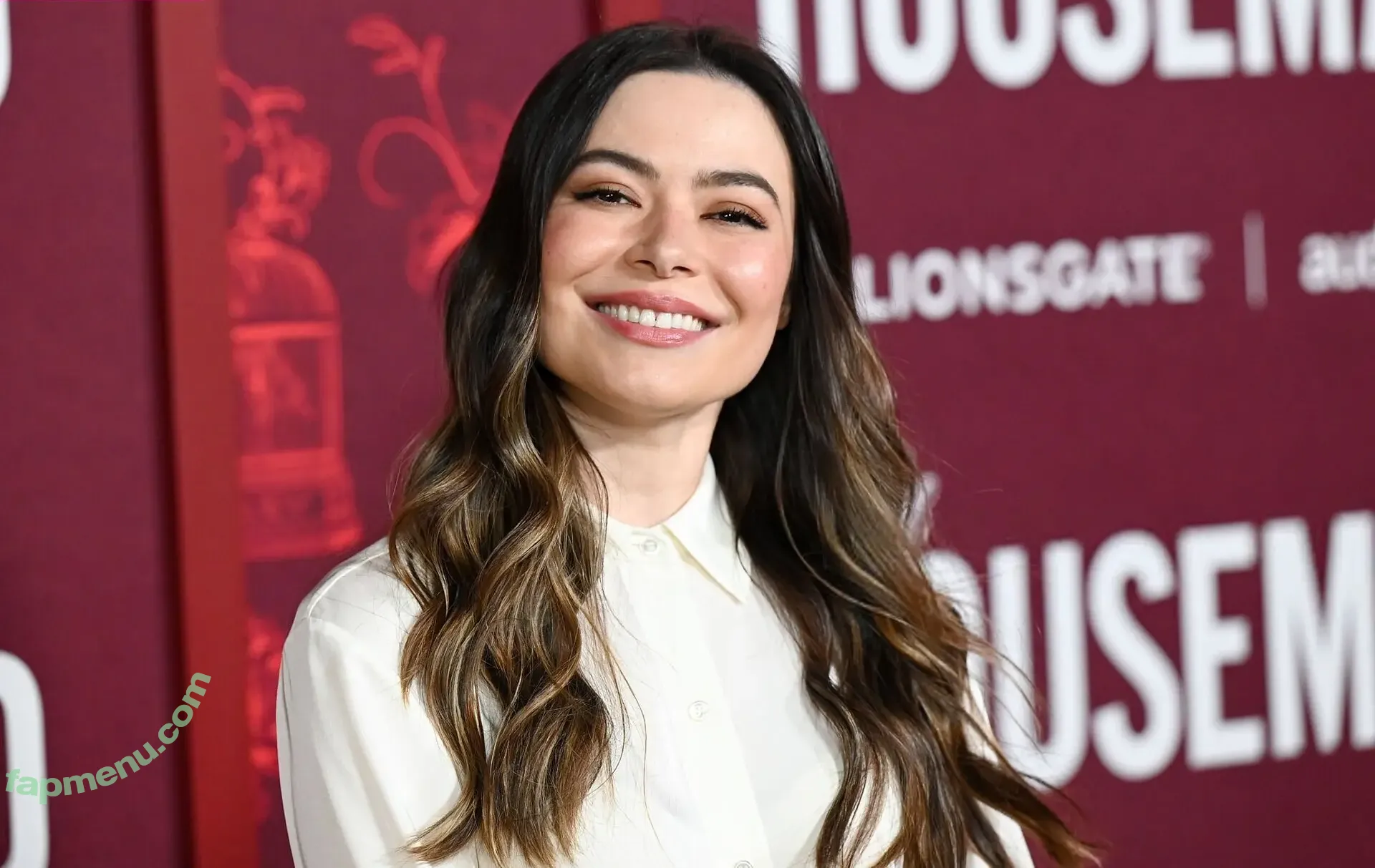 Miranda Cosgrove nude photo #0813 (MirandaCosgrove / onlyfanssz)