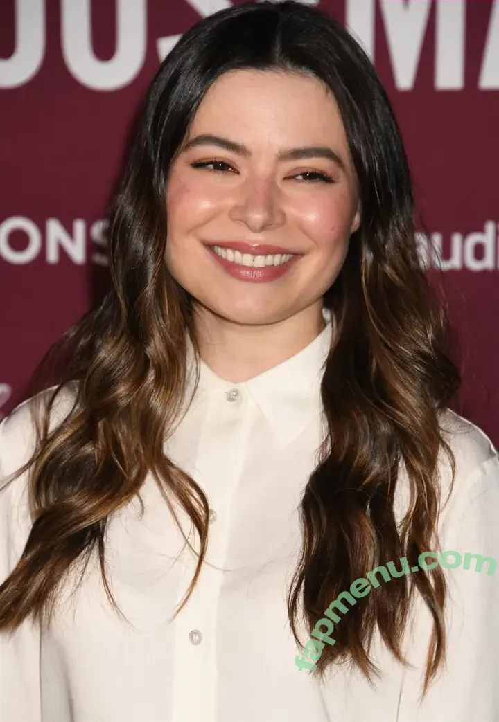 Miranda Cosgrove nude photo #0817 (MirandaCosgrove / onlyfanssz)