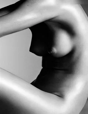 Miranda Kerr / mirandakerr / tsmirandakerr nude photo #0668