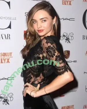 Miranda Kerr / mirandakerr / tsmirandakerr nude photo #0952