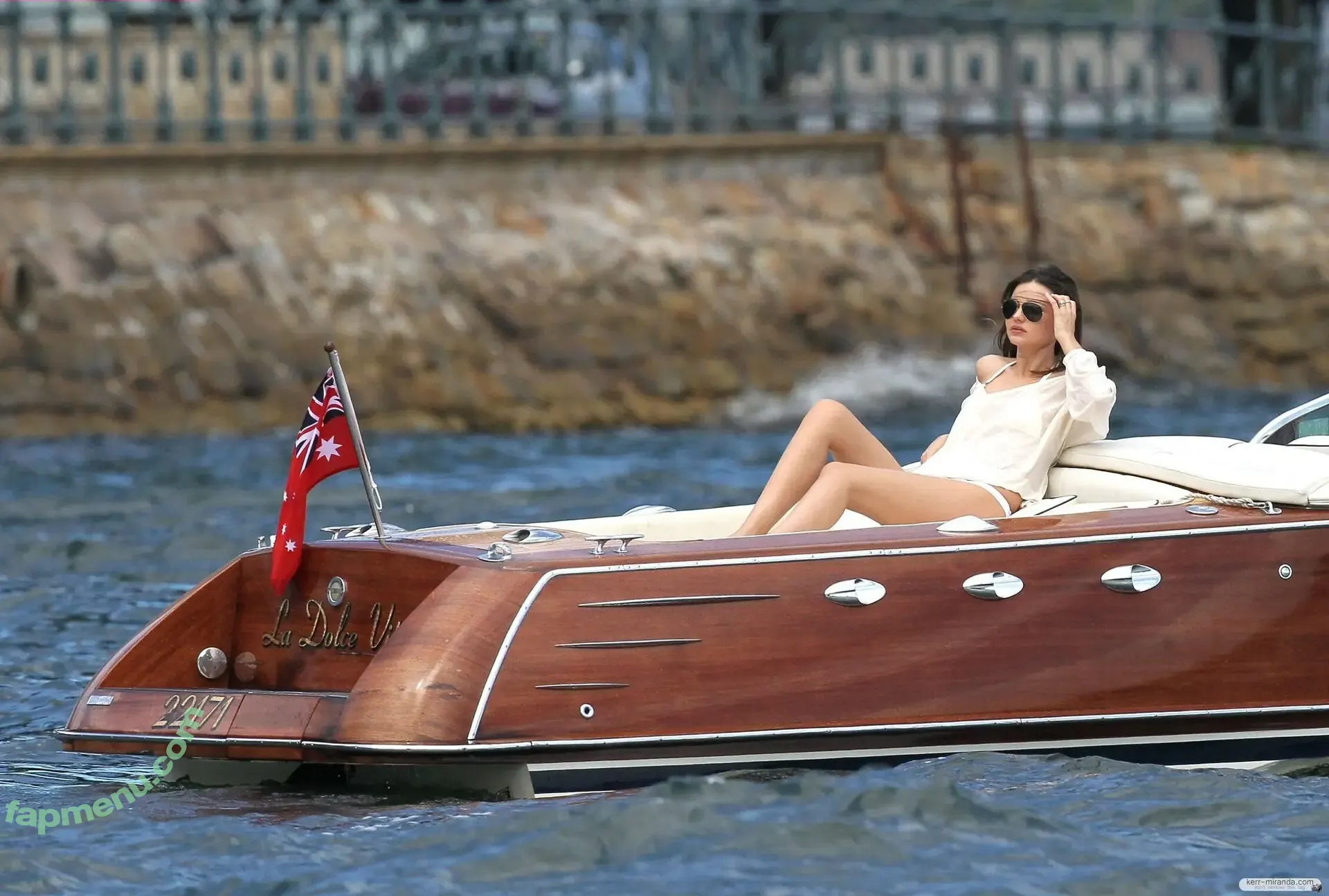 Miranda Kerr nude photo #0994 (mirandakerr / tsmirandakerr)