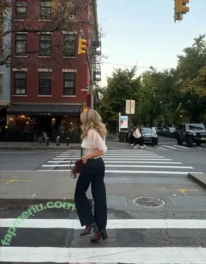 Miranda McKeon / miranda.mckeon nude photo #0040