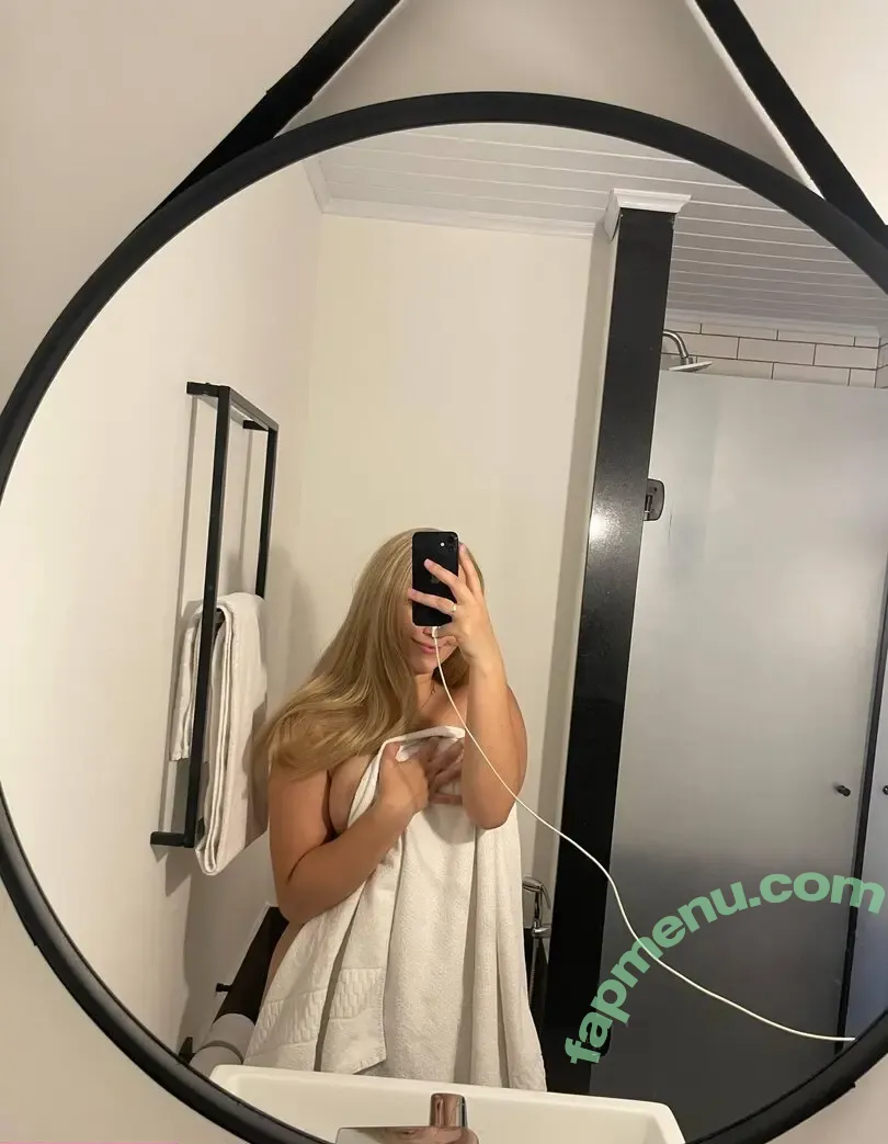 Mirellamedeiros nude photo #0001 (medeirosfree / medeirosmirella)