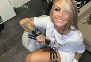  nude photo #0005