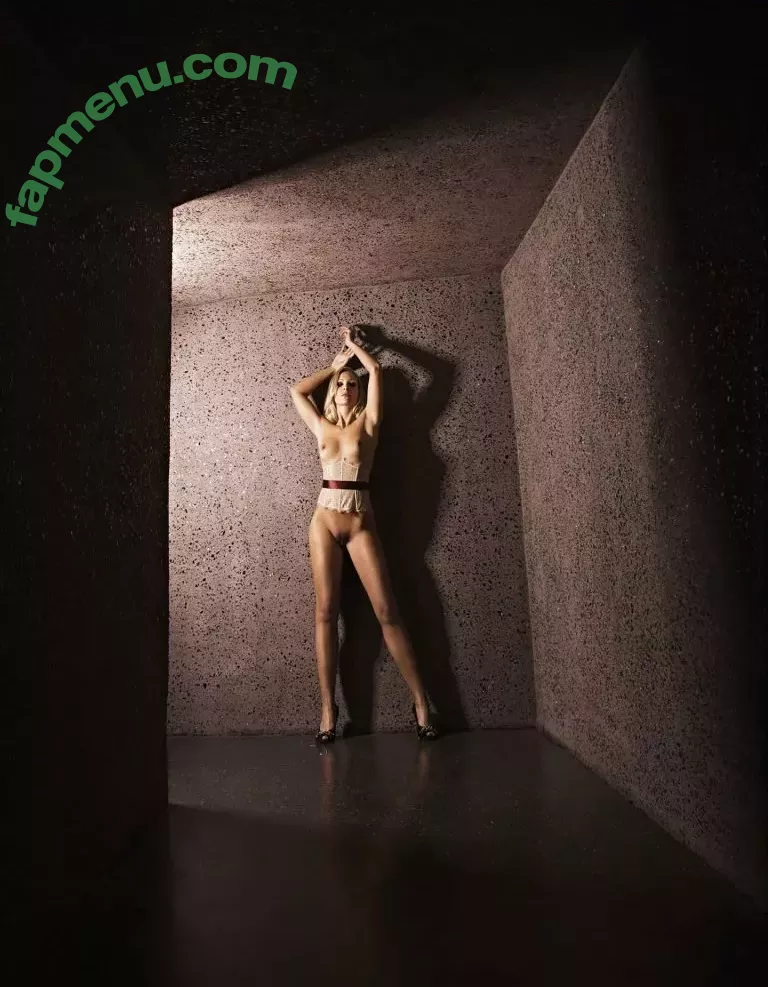Miriam Schwarz nude photo #0004 (miriam_schwarz_)