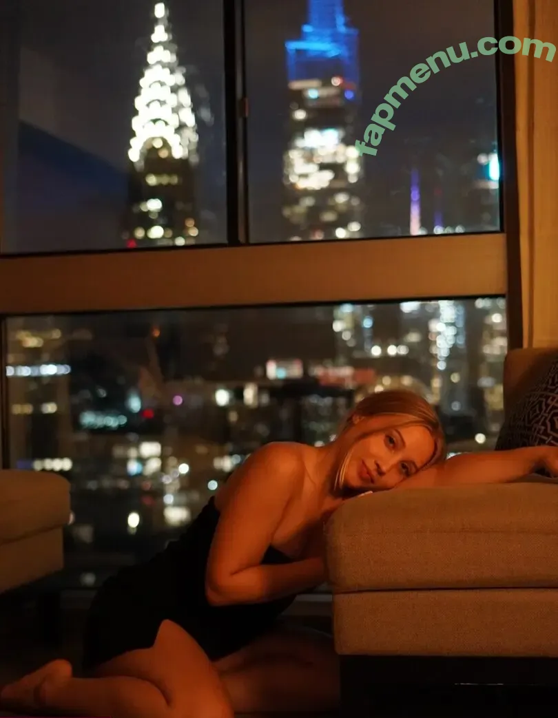 Mirianthi Amber nude photo #0022 (anthiamber)