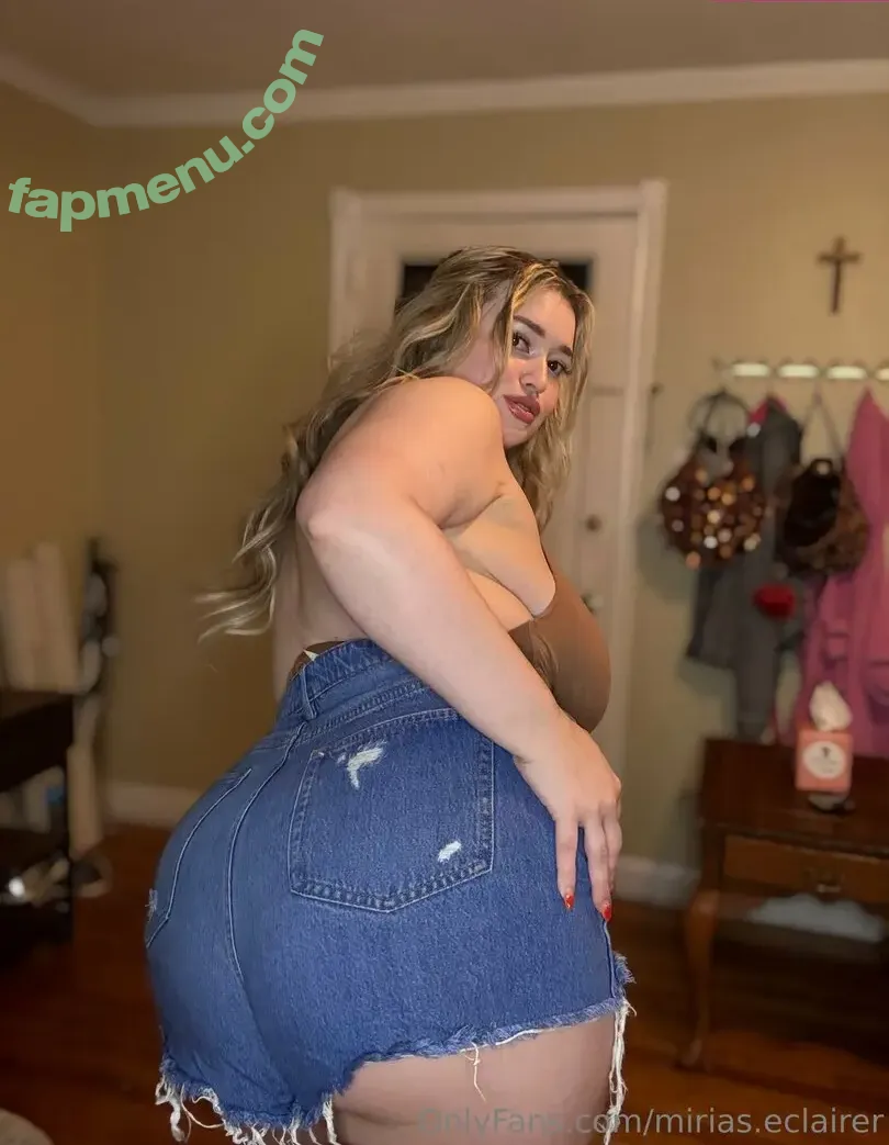 mirias.eclairer nude photo #0067 (miriaseclairer)