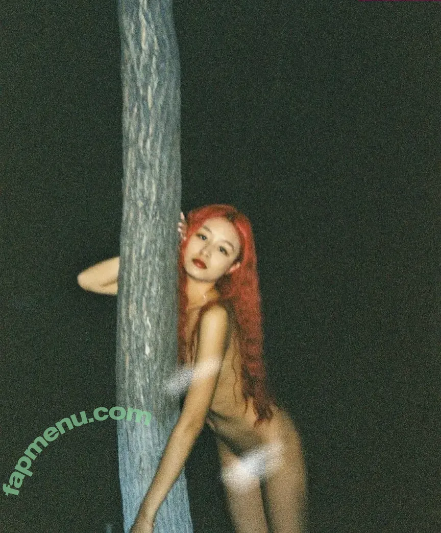 Mirrorcomb nude photo #0012 (Mirrorcomb)