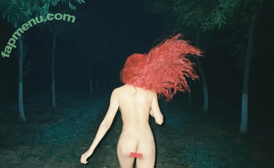 Mirrorcomb nude photo #0027 (Mirrorcomb)
