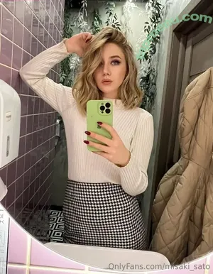  nude photo #0007