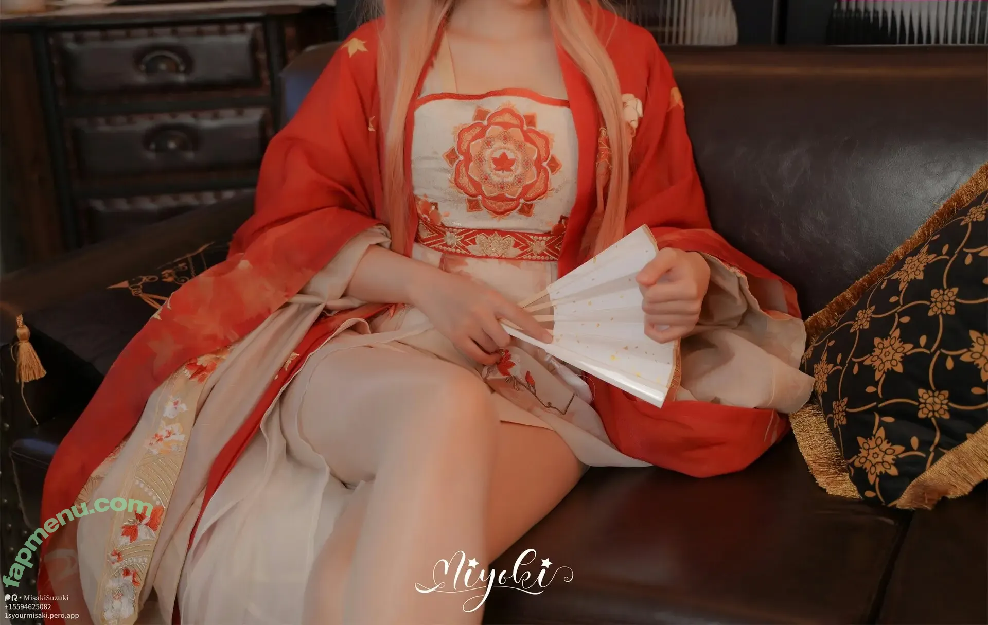 Misaki Suzuki nude photo #0174 (Miyoki / m1yok1h1me / 软趴在床单上 / 铃木美笑)