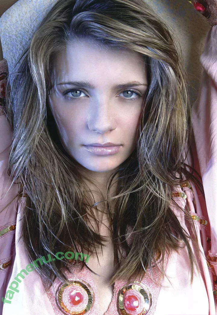 Mischa Barton nude photo #0029 (mischabarton)