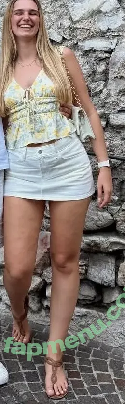 mischiidc nude photo #0061 (mimimischi)