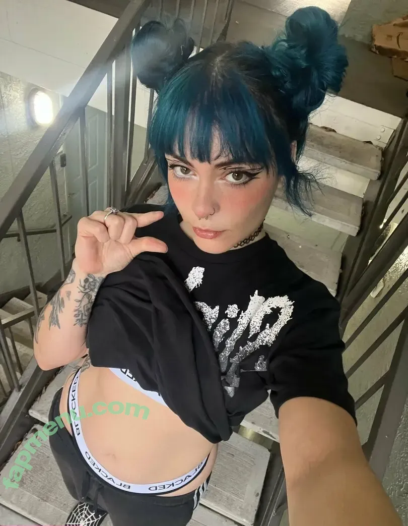 mishellebunni nude photo #0043 (mishellbanduni)